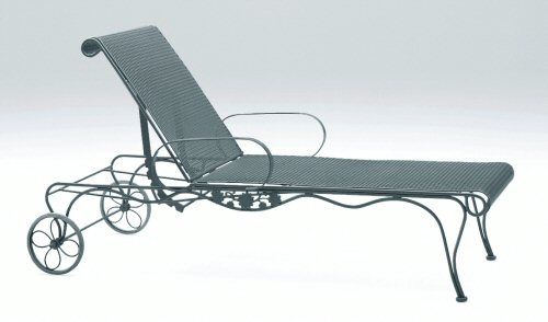 Briarwood Adjustable Chaise Lounge